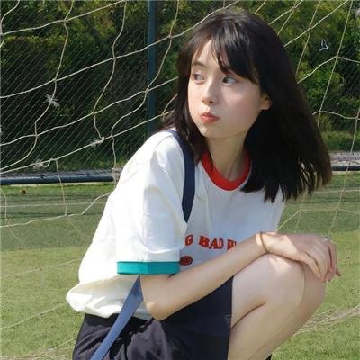 群莺乱飞